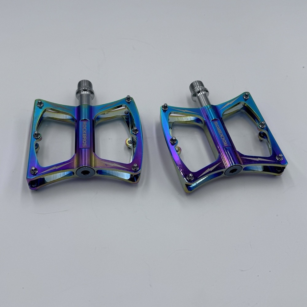 ROCKBROS Cycling Pedals Bike Carbon Fiber Sealed Bearings 9/16in Oil Slick